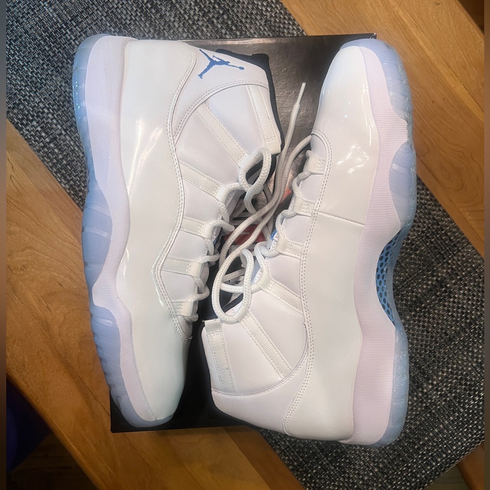 Air Jordan 11 Retro ‘Legend Blue/Columbia’ ‘24 men size 14 crease/sole prote